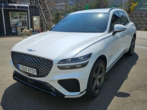 Genesis GV70 2.5T Gasoline 2WD — пробег 28 000 км — фото 1 из 5