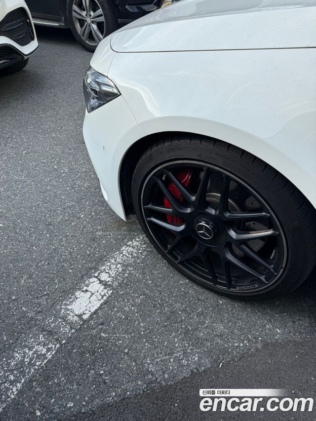 Mercedes-Benz CLA-Class AMG CLA 45 S 4MATIC+ — пробег 10 600 км — фото 2 из 5