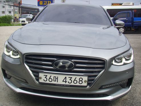 Hyundai Grandeur 2.4 Premium Special — пробег 168 376 км — фото 1 из 5
