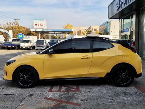 Hyundai Veloster 1.6 Turbo Sport Core — пробег 43 330 км — фото 4 из 5