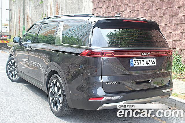 Kia Carnival Gasoline 7-Seater Signature — пробег 26 299 км — фото 2 из 5