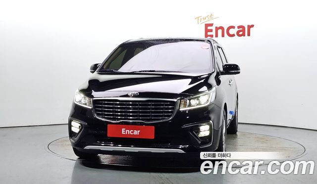Kia Carnival Gasoline 7-Seater Limousine President — пробег 139 562 км — фото 3 из 5