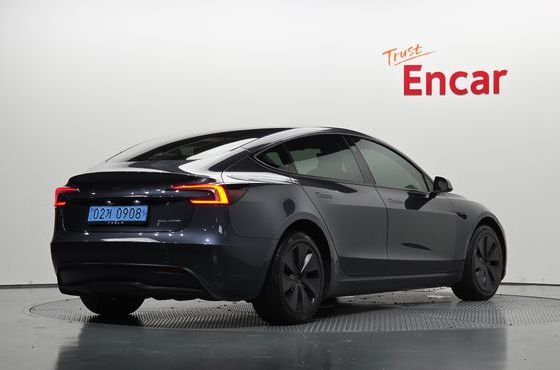 Tesla Model 3 Long Range — пробег 18 219 км — фото 2 из 5