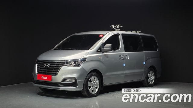 Hyundai Starex Wagon 12-Seater Smart — пробег 160 297 км — фото 1 из 5
