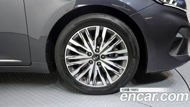 Kia K7 из Кореи Encar