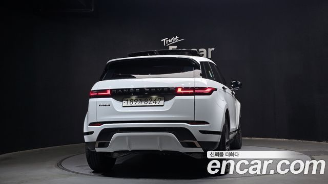 Land Rover Range Rover Evoque P250 Dynamic SE — пробег 2 046 км — фото 4 из 5