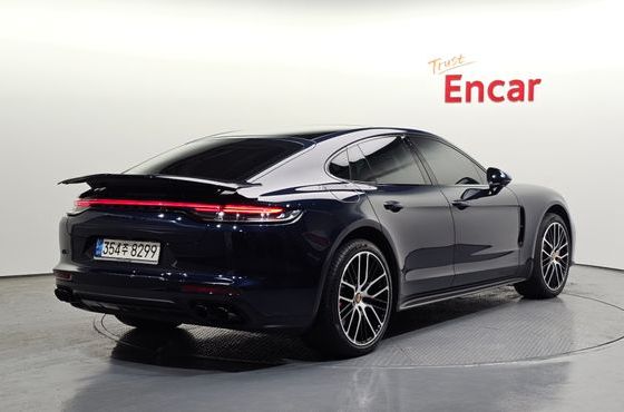 Porsche Panamera 4.0 GTS — пробег 19 457 км — фото 2 из 5