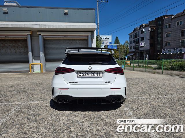 Mercedes-Benz A-Class AMG A45 4MAITC+ Hatchback — пробег 15 900 км — фото 4 из 5