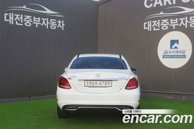 Mercedes-Benz C-Class из Кореи Encar