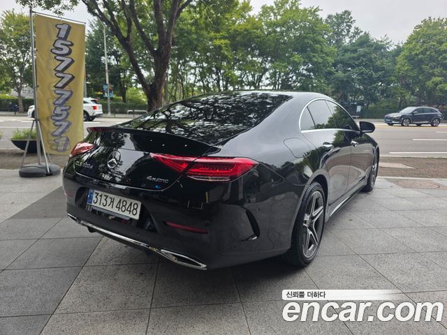 Mercedes-Benz CLS-Class CLS300d 4MATIC — пробег 33 000 км — фото 2 из 5