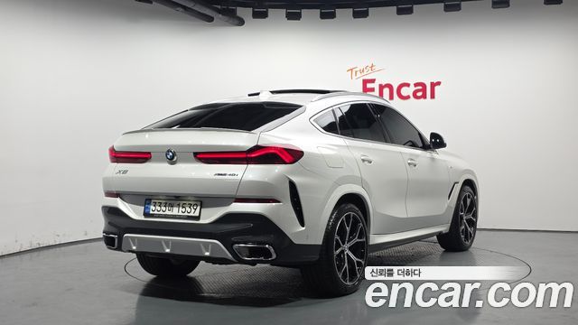 BMW X6 xDrive40i M Sport — пробег 12 307 км — фото 2 из 5