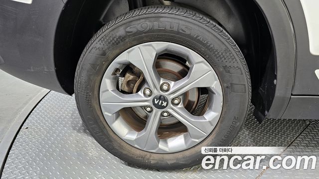 Kia Seltos из Кореи Encar