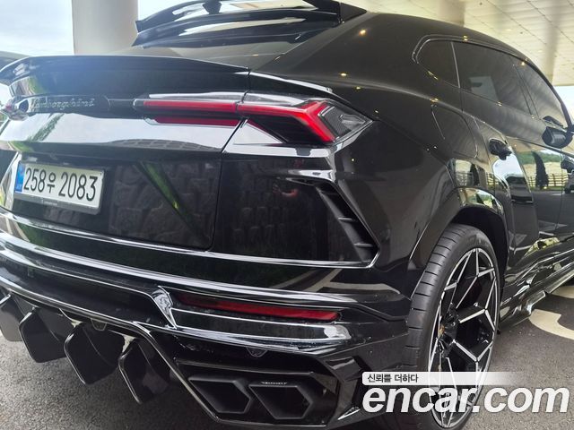 Lamborghini Urus 4.0 V8 — пробег 57 803 км — фото 4 из 5