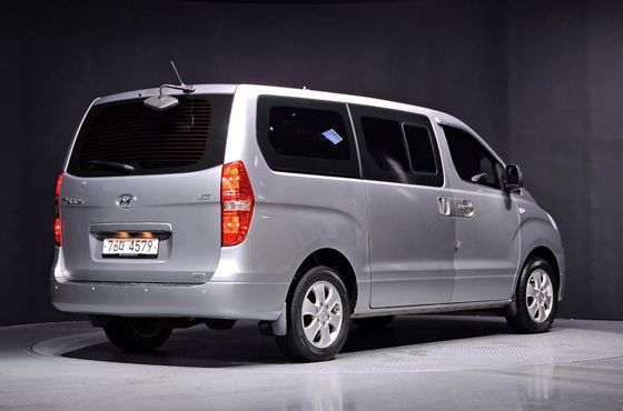 Hyundai Starex 4WD 12-Seater Wagon Smart Stardard — пробег 84 015 км — фото 2 из 5