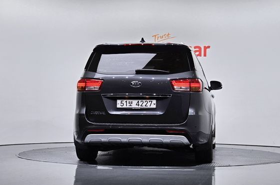 Kia Carnival 9-seater Prestige — пробег 98 883 км — фото 4 из 5