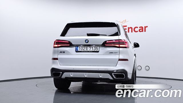 BMW X5 xDrive 40i M Sport — пробег 20 901 км — фото 4 из 5