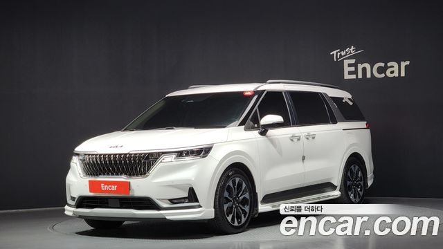 Kia Carnival 9-Seater Prestige — пробег 92 745 км — фото 1 из 5