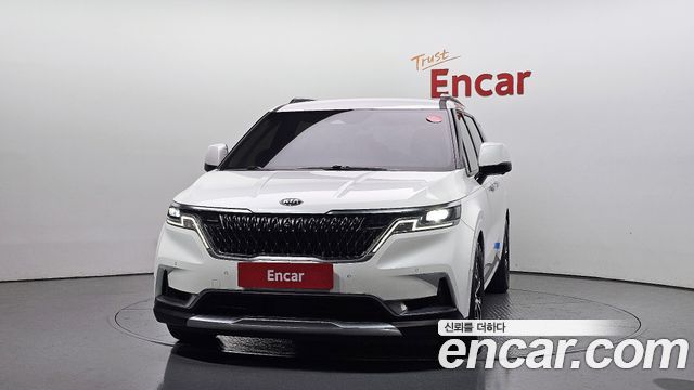 Kia Carnival 11-Seater Signature — пробег 82 876 км — фото 3 из 5