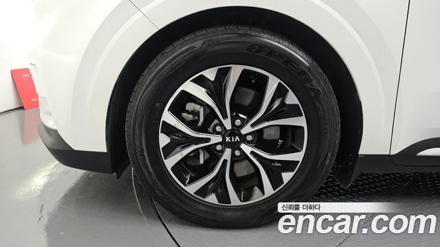 Kia Carnival 11-Seater Signature — пробег 82 876 км — фото 5 из 5