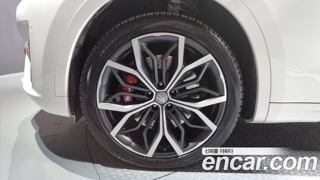 Maserati Levante из Кореи Encar