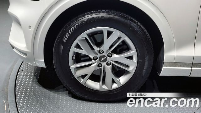 Genesis GV70 2.5T Gasoline AWD — пробег 19 033 км — фото 5 из 5