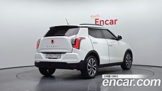 Ssangyong TIBOLI из Кореи Encar