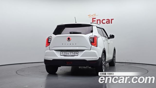 Ssangyong TIBOLI из Кореи Encar