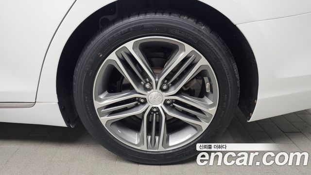 Hyundai Grandeur 3.0 Premium — пробег 77 202 км — фото 5 из 5