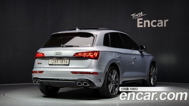 Audi SQ5 3.0 TFSI Quattro — пробег 28 299 км — фото 2 из 5