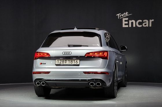 Audi SQ5 3.0 TFSI Quattro — пробег 28 299 км — фото 4 из 5