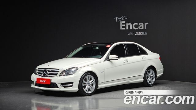 Mercedes-Benz C-Class C200 CGI AVANTGARDE — пробег 124 546 км — фото 1 из 5