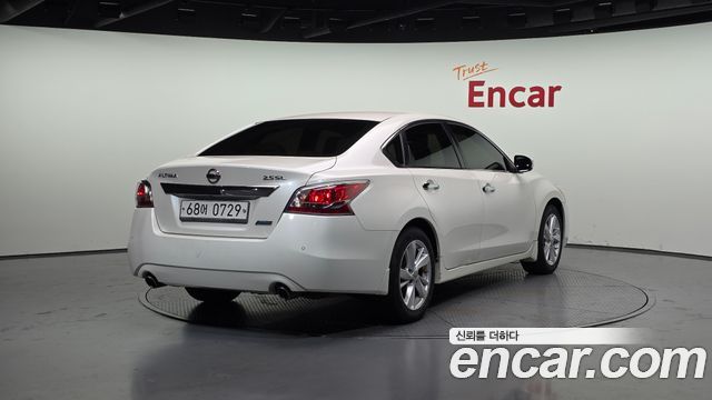 Nissan Altima из Кореи Encar