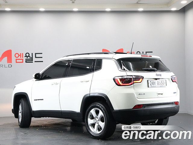 Jeep Compass 2.4 Longitude AWD — пробег 90 575 км — фото 4 из 5
