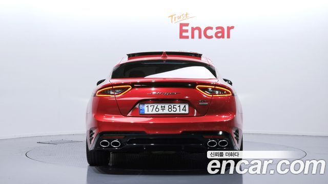 Kia Stinger 2.0 Turbo AWD Platinum — пробег 89 036 км — фото 4 из 5
