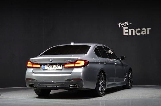 BMW 5-Series 523d xDrive M Sport — пробег 76 373 км — фото 2 из 5