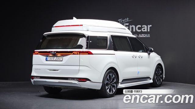 Kia Carnival 7-Seater Hi-Limousine Signature — пробег 58 511 км — фото 2 из 5