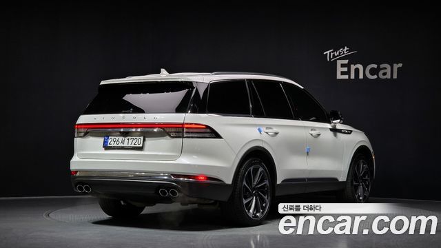 Lincoln Aviator 3.0 Reserve  AWD — пробег 25 540 км — фото 2 из 5