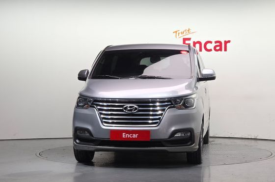 Hyundai Starex Urban 9-Seater Exclusive — пробег 110 184 км — фото 3 из 5