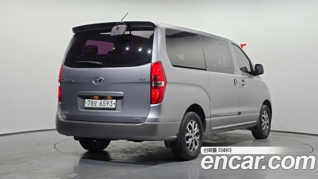 Hyundai Starex 4WD 11-Seater Wagon Modern Special — пробег 145 955 км — фото 2 из 5
