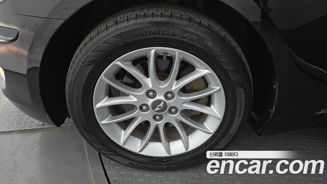 Hyundai Genesis из Кореи Encar