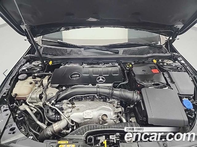 Mercedes-Benz CLA-Class CLA250 4MATIC — пробег 28 976 км — фото 5 из 5