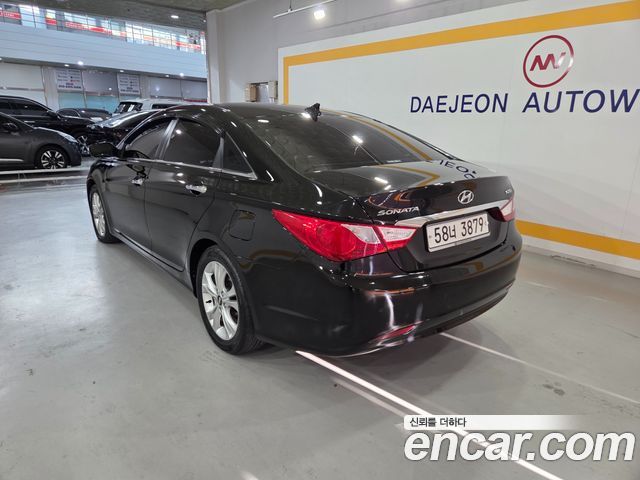 Hyundai Sonata Premier High-Deluxe — пробег 106 145 км — фото 3 из 5