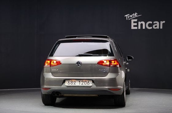 Volkswagen Golf 2.0 TDI — пробег 124 757 км — фото 4 из 5