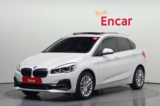 BMW 2-Series Luxury — пробег 52 979 км — фото 1 из 5