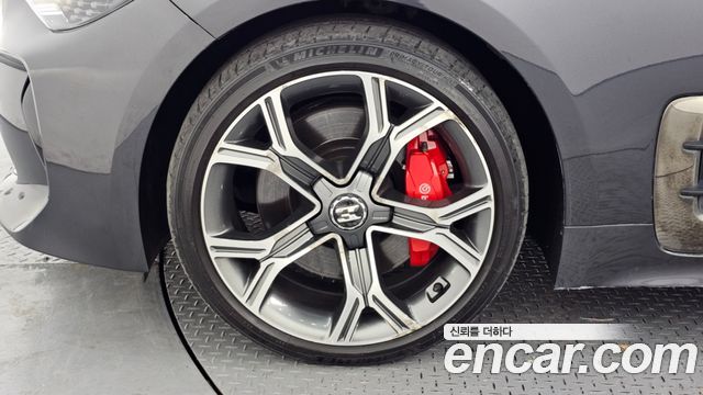 Kia Stinger из Кореи Encar