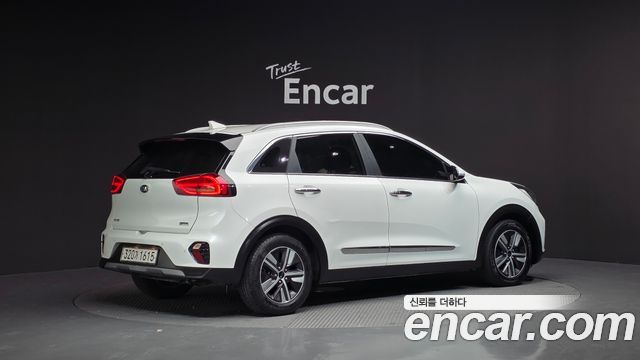Kia Niro 1.6 HEV Noblesse Special — пробег 112 664 км — фото 2 из 5