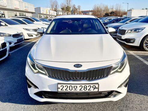 Kia K5 2.0 LPI Rental Car Luxury — пробег 128 000 км — фото 3 из 5