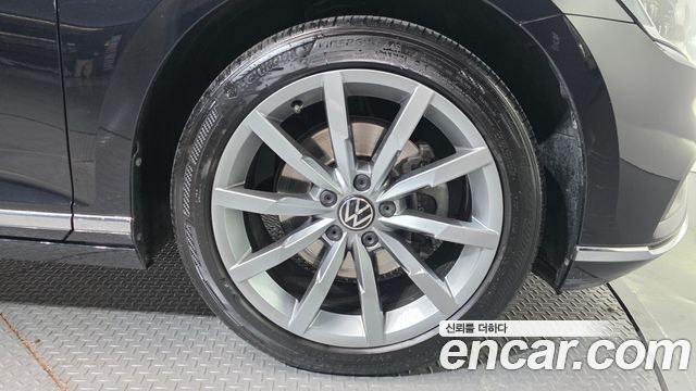 Volkswagen Passat из Кореи Encar