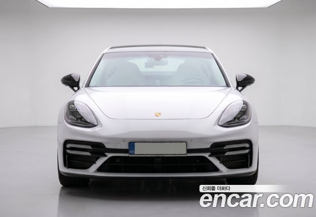 Porsche Panamera 4.0 GTS — пробег 36 200 км — фото 4 из 5