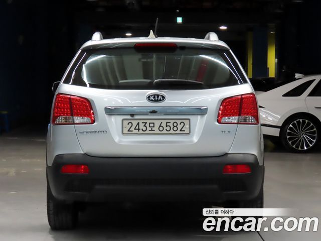 Kia Sorento Diesel 2.2 2WD Limited Premium — пробег 167 019 км — фото 3 из 5
